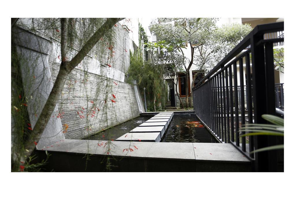 Kuldesak Villas Bandung Luaran gambar